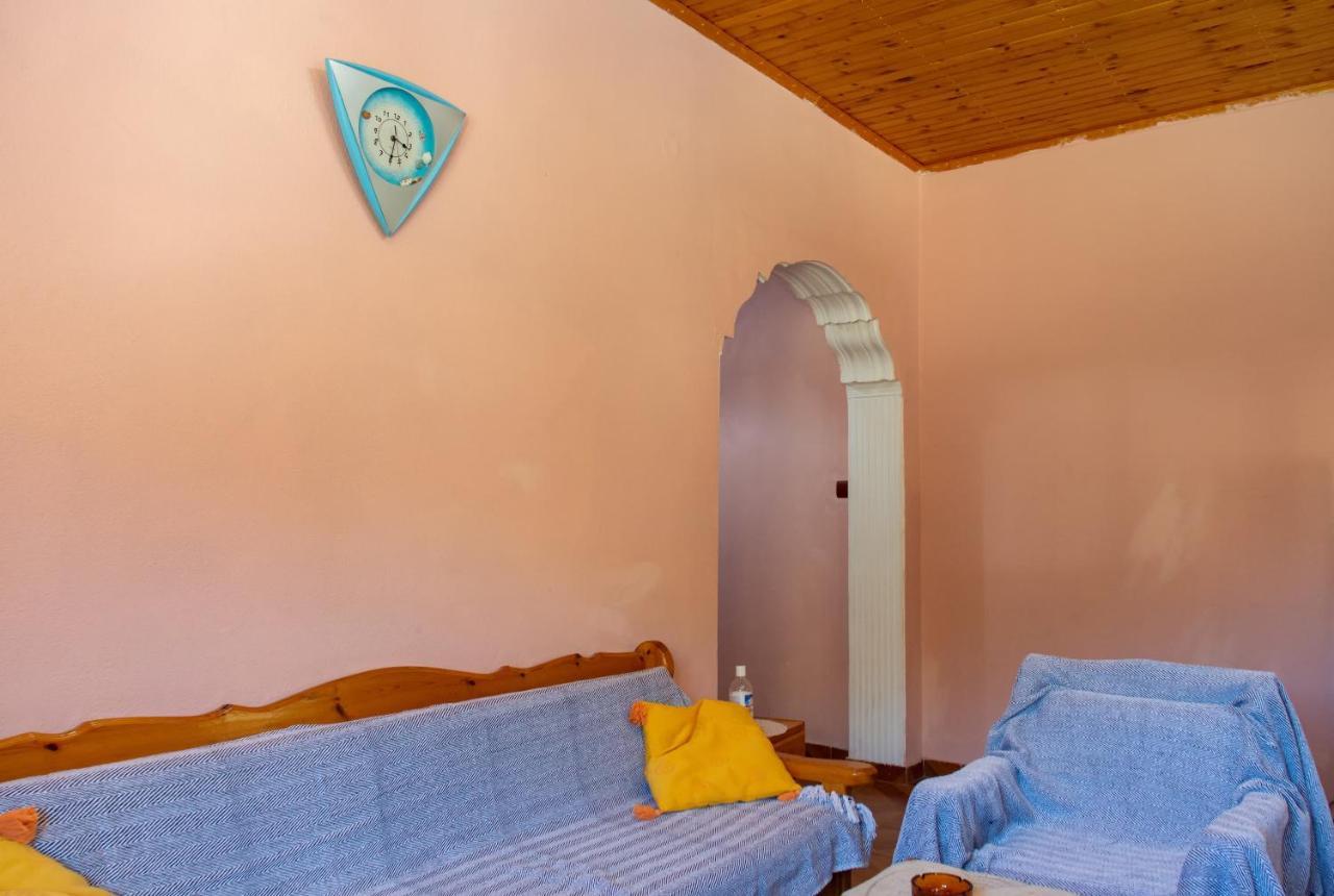 Agali Beach Pansion Marmaron  Экстерьер фото